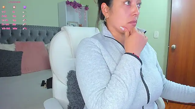 Kyllie B online show from 16, 9, 2025