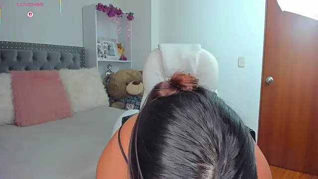 Kyllie B online show from 3, 4, 2026