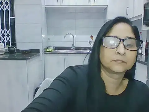 Snapshot of Indiankushy chatting on 29, 6, 2026 Indiankushy online show from 29, 6, 2026
