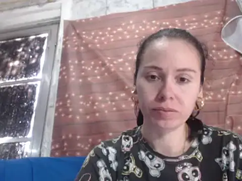 Venusluxodomme online show from 14, 9, 2025