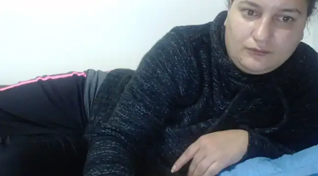 Snapshot of flowerlauren chatting on 24, 1, 2025 flowerlauren online show from 24, 1, 2025