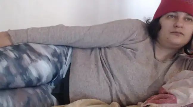 Snapshot of flowerlauren chatting on 9, 2, 2025 flowerlauren online show from 9, 2, 2025