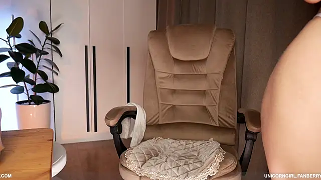 Snapshot of alicebalij chatting on 3, 11, 2025 alicebalij online show from 3, 11, 2025