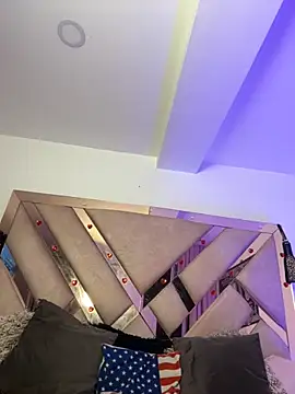 Victoria14  online show from 16, 4, 2026