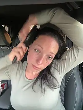 Viola Beck online show from 5, 3, 2025