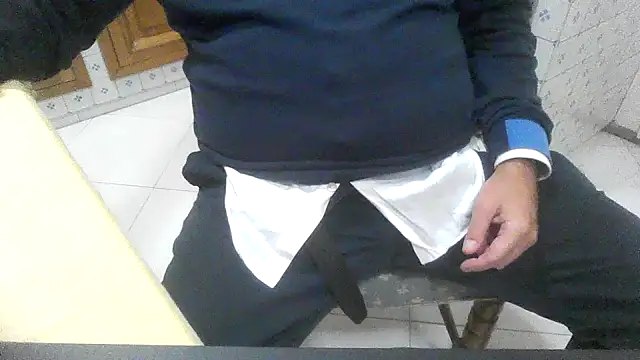 Snapshot of polloiw chatting on 5, 10, 2025 polloiw online show from 5, 10, 2025