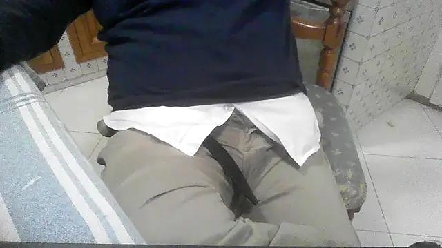 Snapshot of polloiw chatting on 22, 10, 2025 polloiw online show from 22, 10, 2025