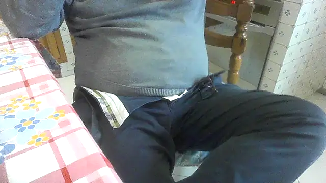 Snapshot of polloiw chatting on 18, 11, 2025 polloiw online show from 18, 11, 2025