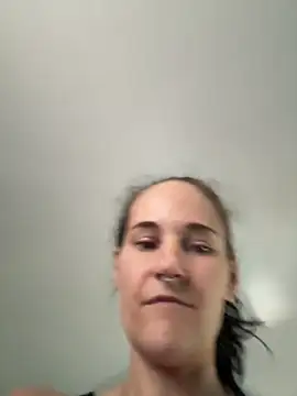 Snapshot of lolabunny9 chatting on 16, 9, 2025 lolabunny9 online show from 16, 9, 2025