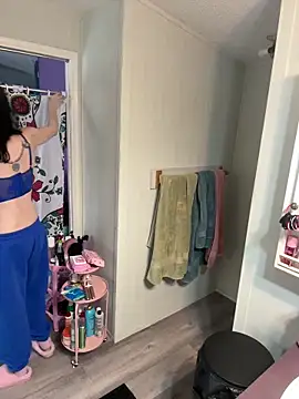 lolabunny9 online show from 14, 12, 2025