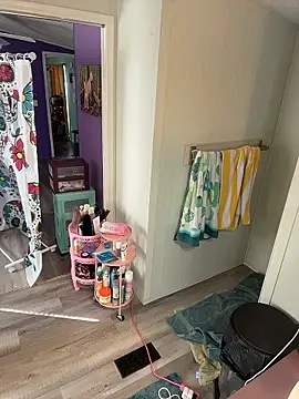 lolabunny9 online show from 11, 1, 2026