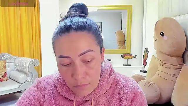 gaby trent online show from 30, 1, 2025