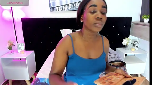 Snapshot of cristaaalclocks1 chatting on 20, 7, 2026 cristaaalclocks1 online show from 20, 7, 2026