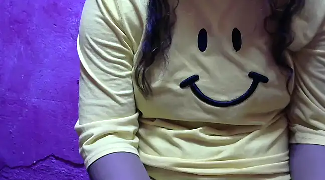 Snapshot of BicolorKissLove chatting on 28, 2, 2025 BicolorKissLove online show from 28, 2, 2025