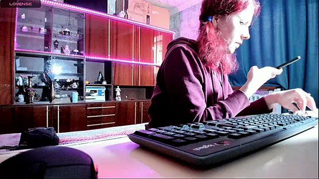 Snapshot of pa1e_pr1ncess chatting on 14, 2, 2025 pa1e pr1ncess online show from 14, 2, 2025