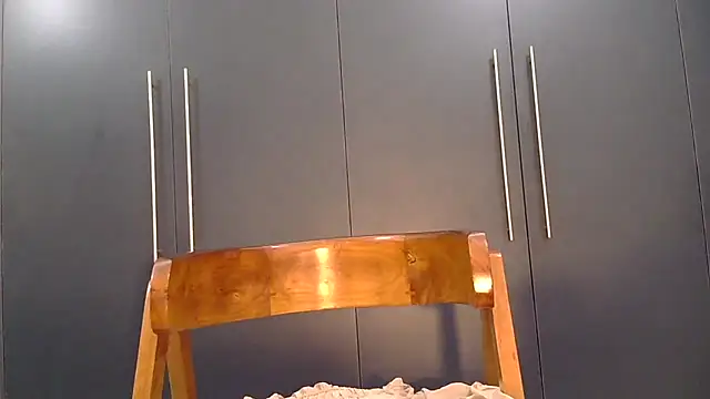 Snapshot of katt008 chatting on 2, 10, 2025 katt008 online show from 2, 10, 2025