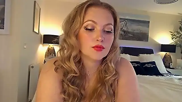 AlbanyWhite online show from 28, 2, 2025