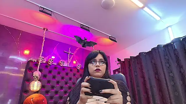 Snapshot of AlexHoe_ chatting on 22, 2, 2025 AlexHoe online show from 22, 2, 2025