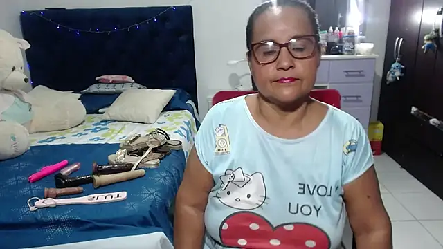 pervert mommy  online show from 6, 3, 2026