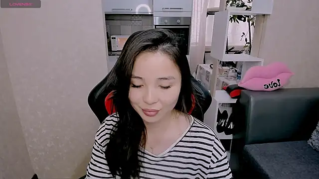 AyaMoon online show from 1, 10, 2025