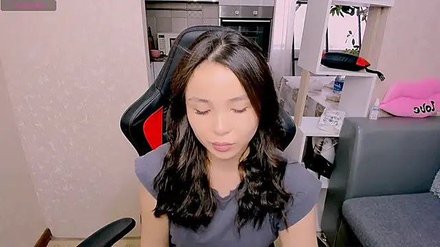 AyaMoon online show from 13, 10, 2025