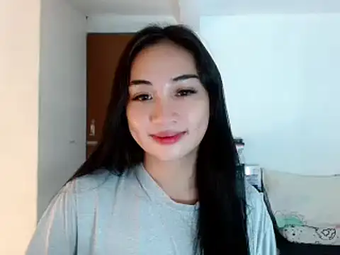 SweetLilly 18 online show from 18, 12, 2024