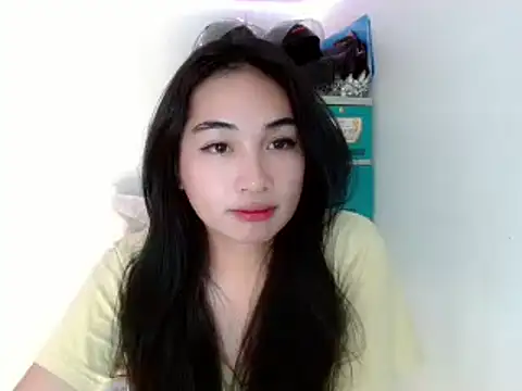 SweetLilly 18 online show from 1, 2, 2025