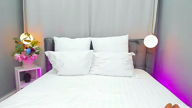 EmillyBronte online show from 17, 3, 2025