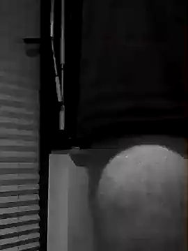 Snapshot of Genius1606 chatting on 5, 10, 2025 Genius1606 online show from 5, 10, 2025