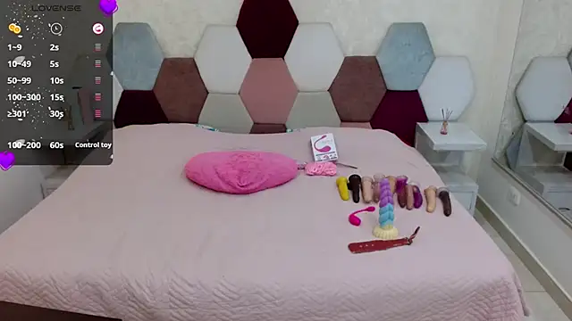 angel blue online show from 11, 9, 2025