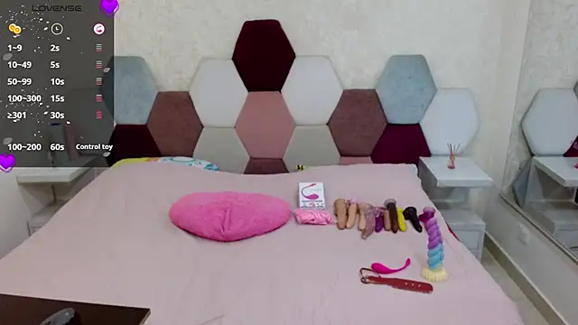 angel blue online show from 12, 9, 2025