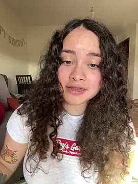 Snapshot of Sweet_sully__ chatting on 19, 2, 2025 Sweet sully   online show from 19, 2, 2025