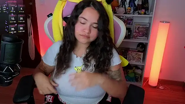 Snapshot of Sweet_sully__ chatting on 23, 9, 2025 Sweet sully   online show from 23, 9, 2025