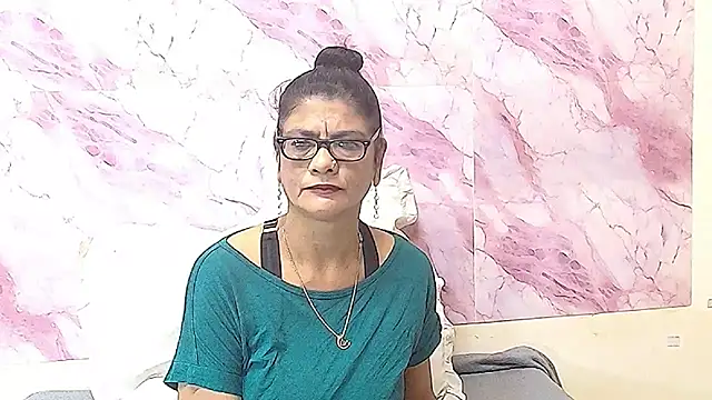 IndianAllure online show from 28, 10, 2025