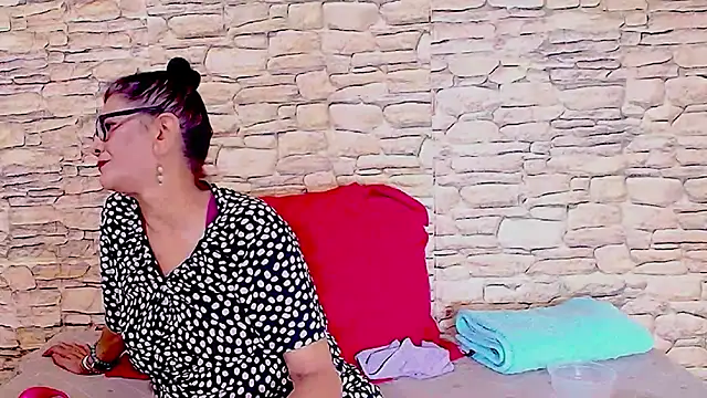 IndianAllure online show from 18, 12, 2025