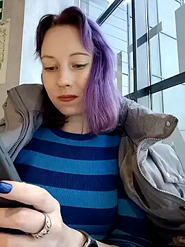 Snapshot of Frost_foxy chatting on 7, 12, 2024 Frost foxy online show from 7, 12, 2024
