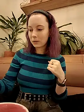 Snapshot of Frost_foxy chatting on 10, 2, 2025 Frost foxy online show from 10, 2, 2025