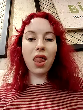 Snapshot of Frost_foxy chatting on 8, 3, 2025 Frost foxy online show from 8, 3, 2025