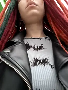 Snapshot of Frost_foxy chatting on 16, 9, 2025 Frost foxy online show from 16, 9, 2025