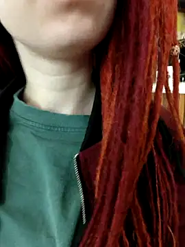 Snapshot of Frost_foxy chatting on 27, 9, 2025 Frost foxy online show from 27, 9, 2025