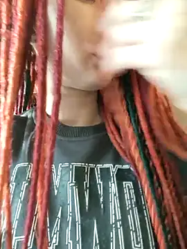 Snapshot of Frost_foxy chatting on 15, 10, 2025 Frost foxy online show from 15, 10, 2025