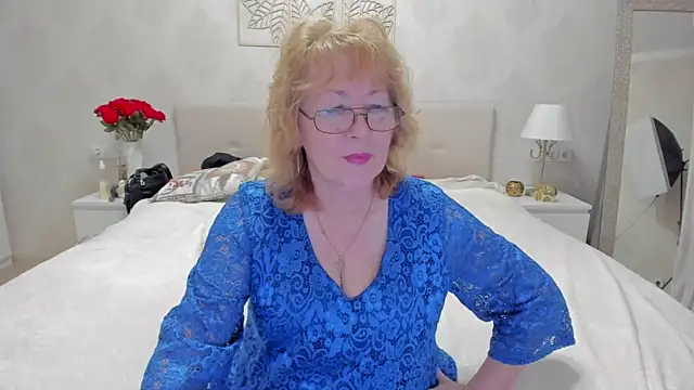 Snapshot of laylaroma chatting on 11, 1, 2025 laylaroma online show from 11, 1, 2025