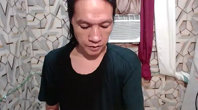 Snapshot of tshugecumxxx chatting on 22, 1, 2025 tshugecumxxx online show from 22, 1, 2025