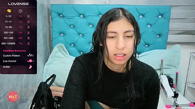 Snapshot of MAARYMOON chatting on 28, 11, 2025 MAARYMOON online show from 28, 11, 2025