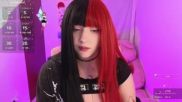 Snapshot of KuroChan420 chatting on 26, 9, 2025 KuroChan420 online show from 26, 9, 2025