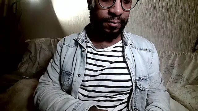 Snapshot of ZephSide chatting on 1, 3, 2025 ZephSide online show from 1, 3, 2025