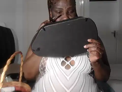 BigButtGodess online show from 17, 1, 2026