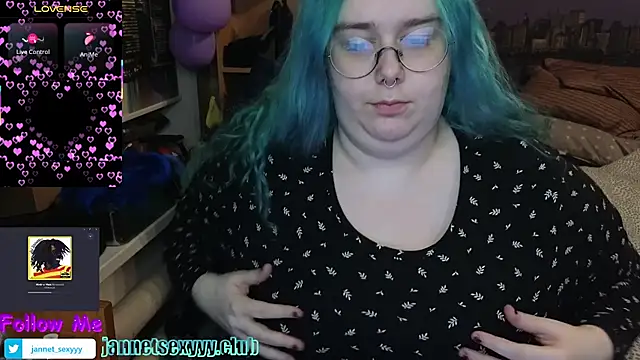 Snapshot of JannetPie chatting on 18, 3, 2025 JannetPie online show from 18, 3, 2025