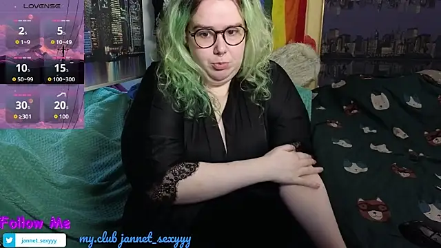 Snapshot of JannetPie chatting on 23, 9, 2025 JannetPie online show from 23, 9, 2025