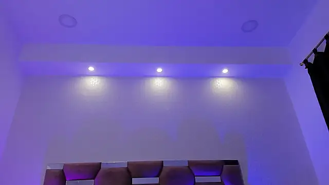 AlondraDiossa03 online show from 28, 2, 2025